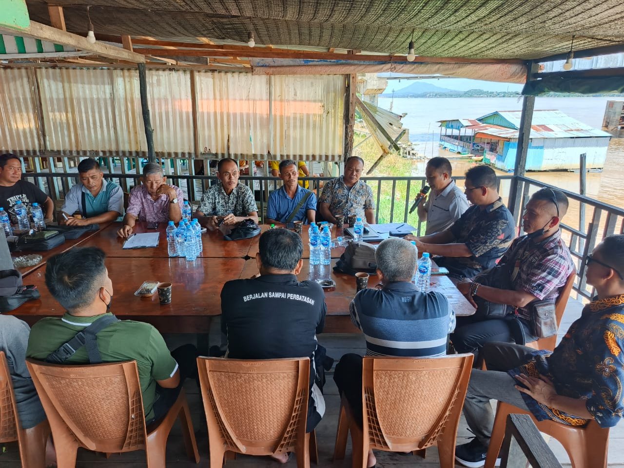 Pertemuan Penetapan Ketumenggungan Pedalaman-Pulau Tayan dan Pembentukan Panitia Pembangunan Sekretariat LMADT – Tayan