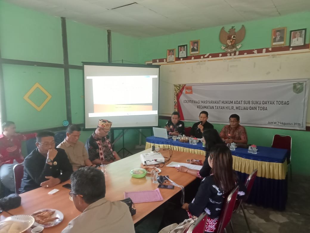 Menghadiri Pertemuan terkait identifikasi MHA Dayak Tobag wilayah Kabupaten Sanggau – Tayan