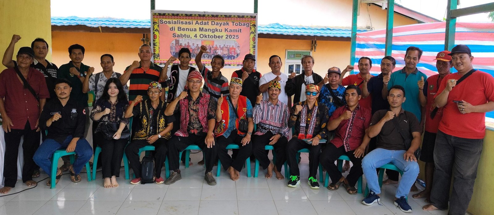 Melaksanakan Sosialisasi Adat di Benua Mangku Kamit – Meliau