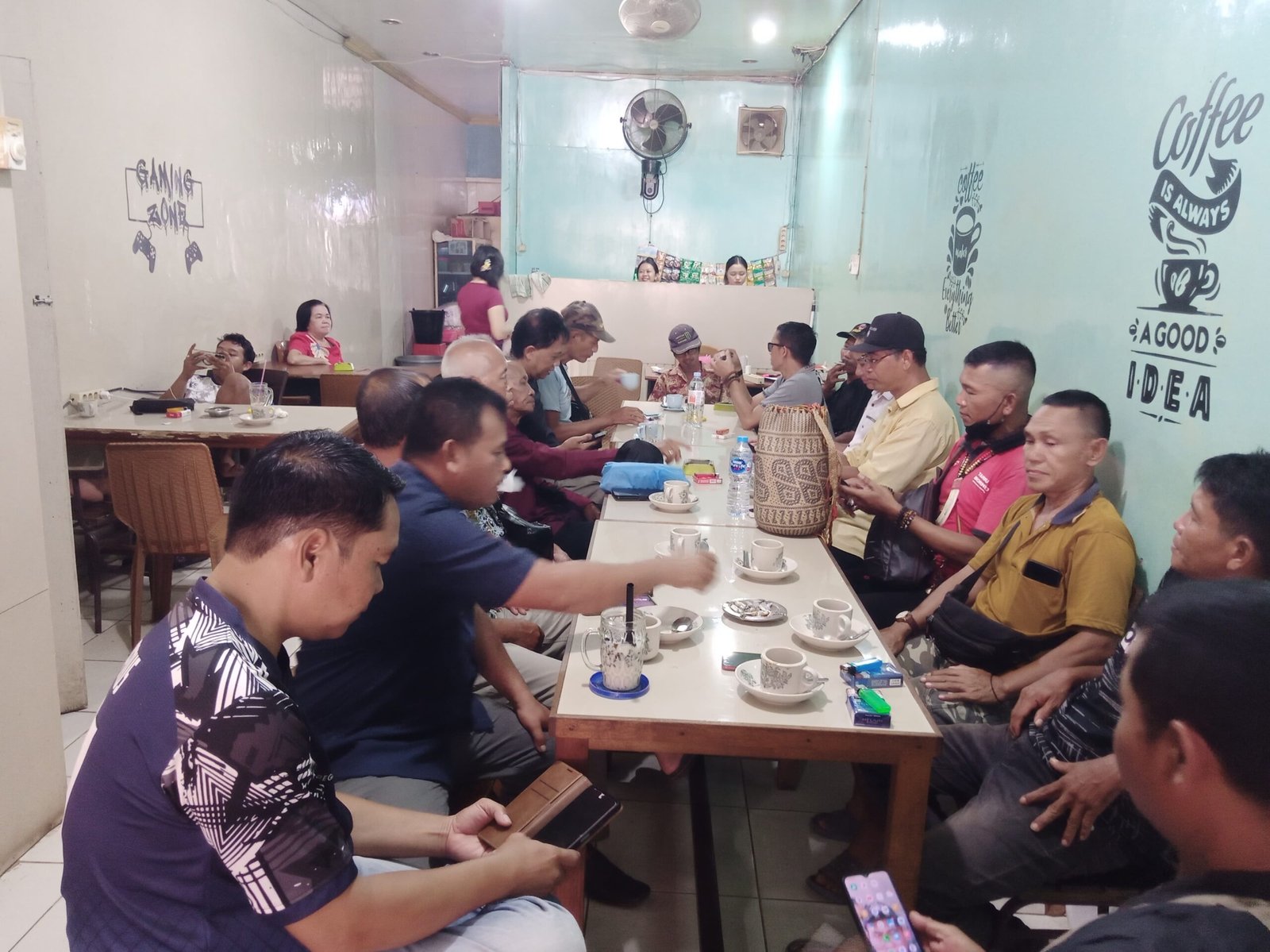 Melaksanakan Rapat Koordinasi dengan Ketumenggungan Desa Sansat – Pulau Tayan